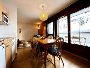 Les Chalets Des Evettes - Résidence avec piscine au pied des pistes MAE-9524